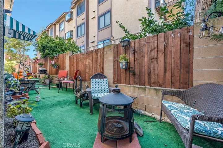 945 Main Street, El Segundo, California 90245