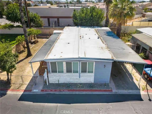 1097 N State Street 77, Hemet, California 92543