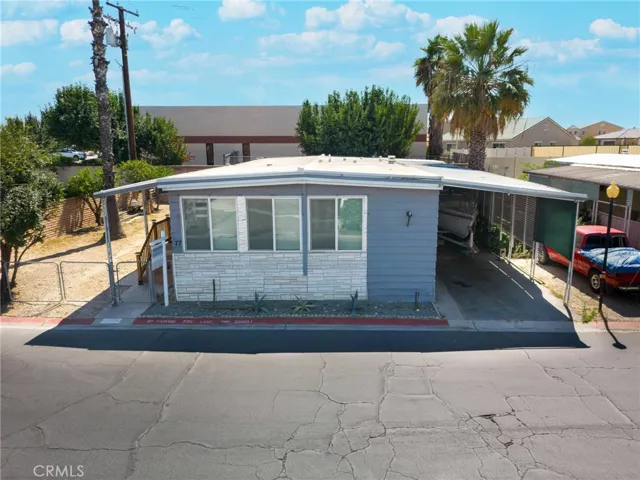 1097 N State Street 77, Hemet, California 92543