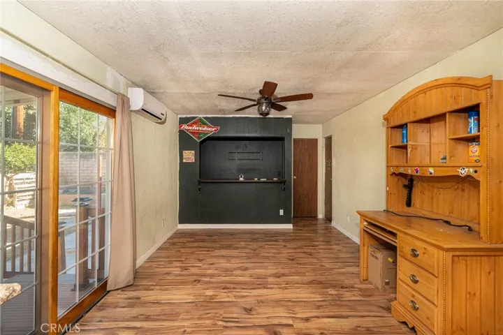 1097 N State Street 77, Hemet, California 92543