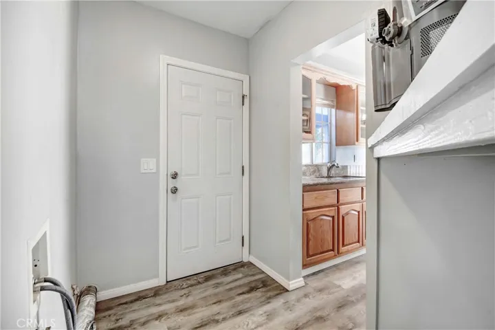 43 W Plymouth Street, Long Beach, California 90805