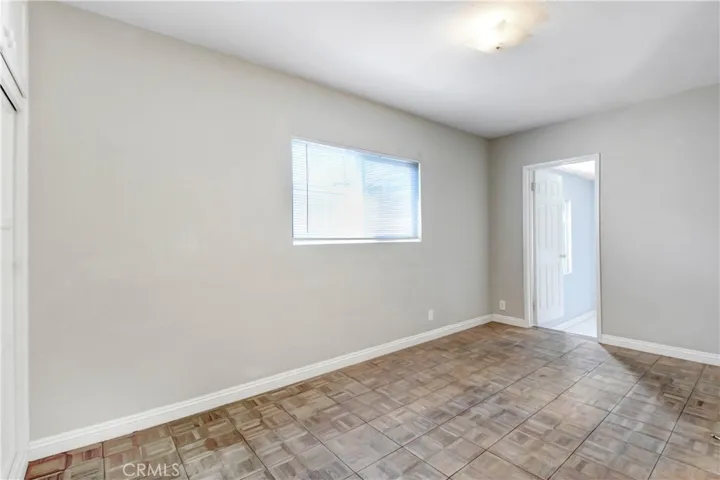 43 W Plymouth Street, Long Beach, California 90805