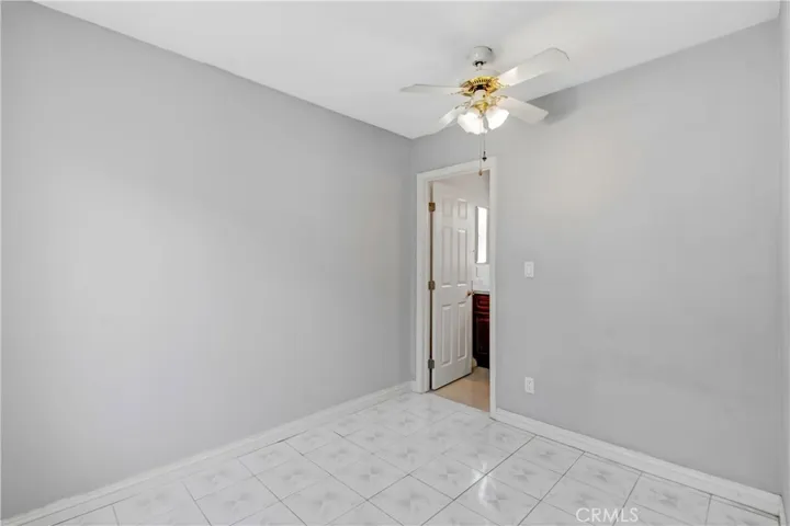 43 W Plymouth Street, Long Beach, California 90805