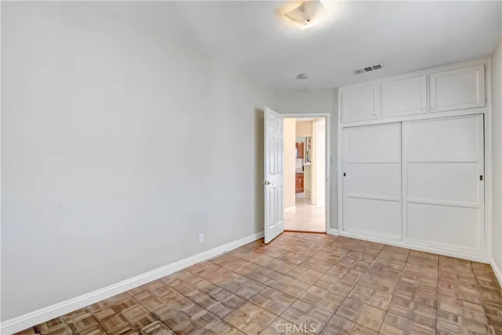 43 W Plymouth Street, Long Beach, California 90805