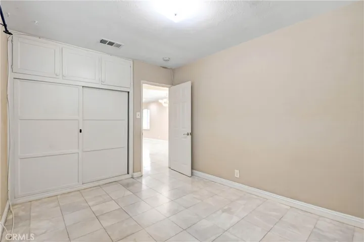 43 W Plymouth Street, Long Beach, California 90805