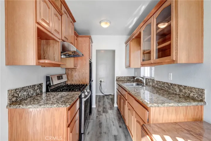 43 W Plymouth Street, Long Beach, California 90805