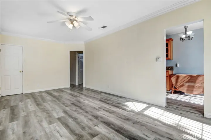43 W Plymouth Street, Long Beach, California 90805