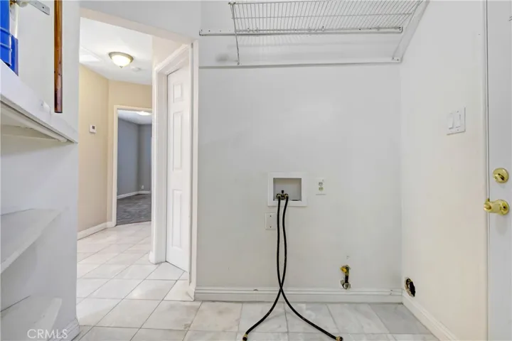 43 W Plymouth Street, Long Beach, California 90805
