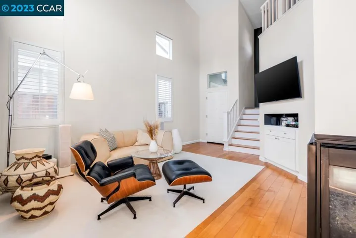 86 Crystal Cove Ct, Richmond, California 94804