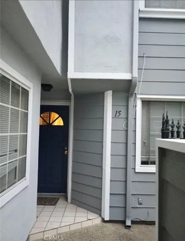 14425 Foothill Boulevard 15, Sylmar, California 91342
