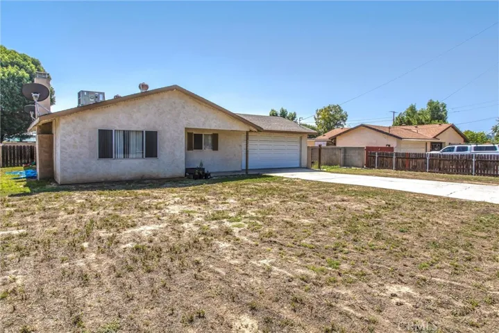 31943 Avenue E, Yucaipa, California 92399