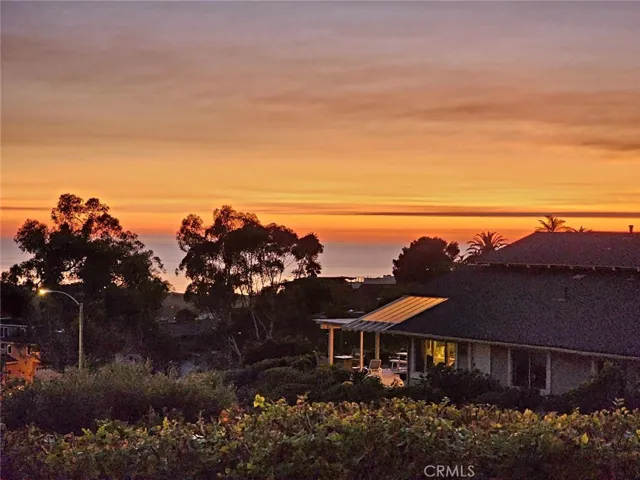 306 Avenida Adobe, San Clemente, California 92672