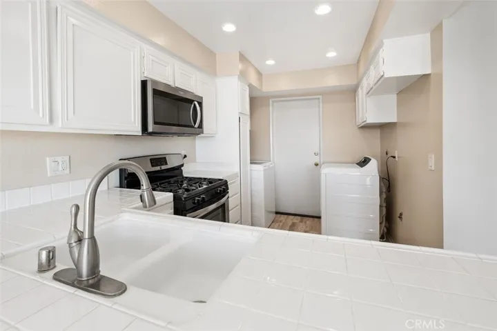 306 Avenida Adobe, San Clemente, California 92672