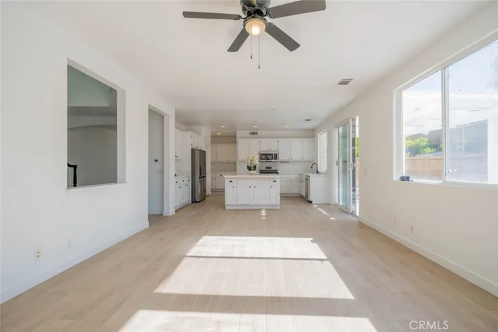26568 Oakdale Canyon Lane, Canyon Country, California 91387