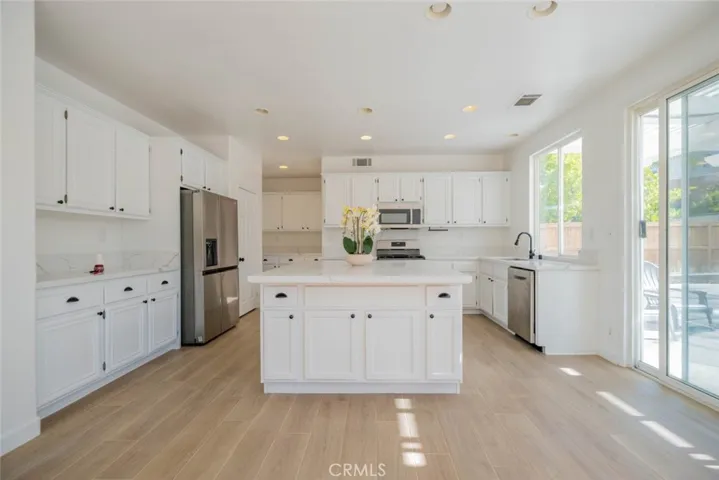 26568 Oakdale Canyon Lane, Canyon Country, California 91387