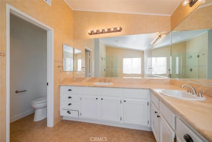 26568 Oakdale Canyon Lane, Canyon Country, California 91387