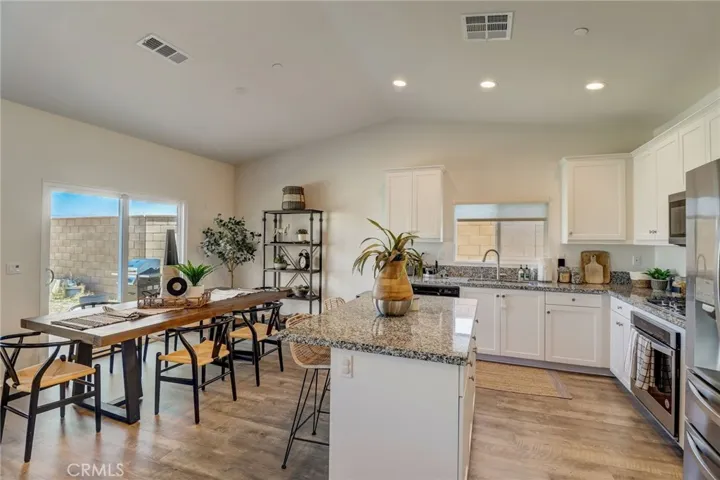 30430 Concord Coach Ct, Winchester, California 92596