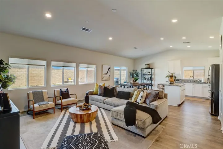 30430 Concord Coach Ct, Winchester, California 92596
