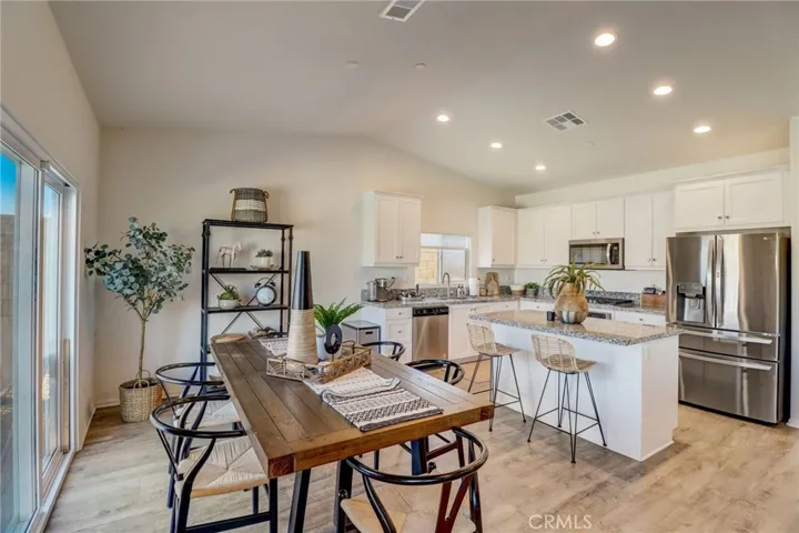30430 Concord Coach Ct, Winchester, California 92596