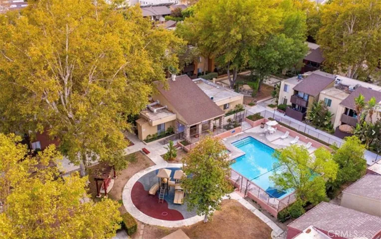 18350 Hatteras Street Unit 132, Tarzana, California 91356