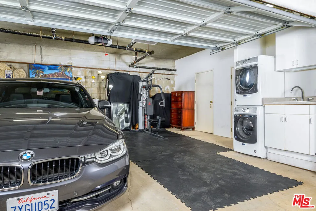 855 15th Street Unit D, Santa Monica, California 90403 home-pic-39