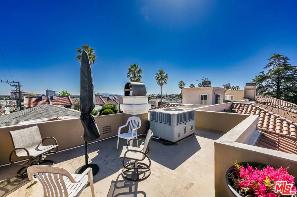 855 15th Street Unit D, Santa Monica, California 90403 home-pic-38