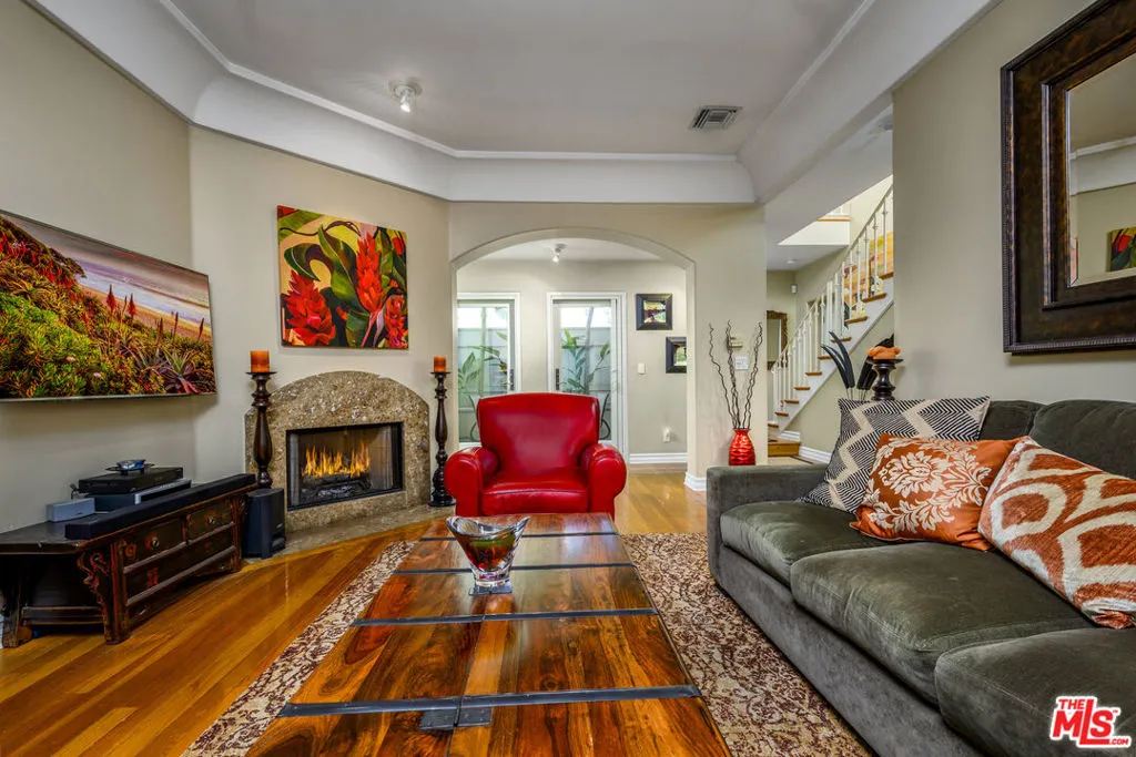 855 15th Street Unit D, Santa Monica, California 90403 home-pic-13