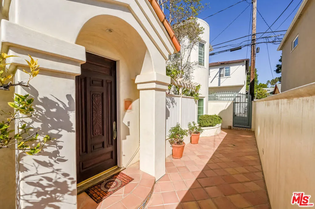 855 15th Street Unit D, Santa Monica, California 90403 home-pic-7