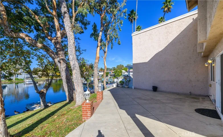 22551 Overlake Drive, Lake Forest, California 92630