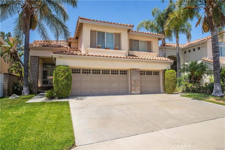 823 S Parkglen Place, Anaheim Hills, California 92808
