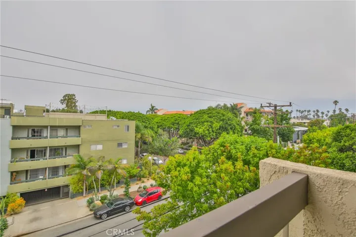 124 Idaho Avenue Unit 401, Santa Monica, California 90403