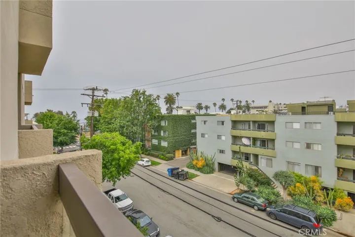 124 Idaho Avenue Unit 401, Santa Monica, California 90403