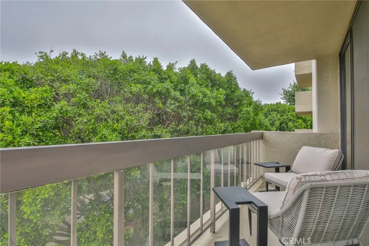 124 Idaho Avenue Unit 401, Santa Monica, California 90403