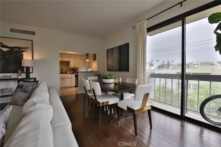 124 Idaho Avenue Unit 401, Santa Monica, California 90403