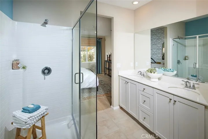 28381 Cats Claw Road, Winchester, California 92596