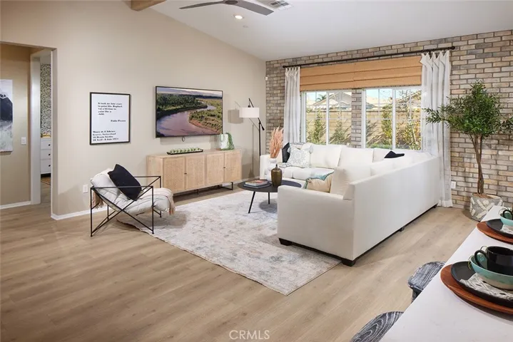 28381 Cats Claw Road, Winchester, California 92596