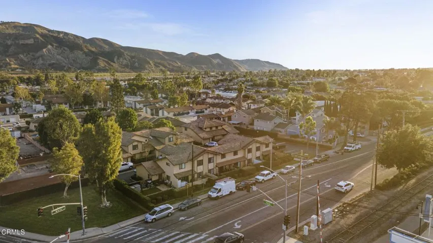 38-web-or-mls-Upmarketmedia_105Son-aer-2