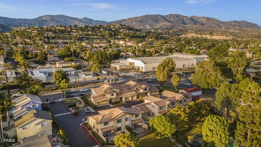 40-web-or-mls-Upmarketmedia_105Son-aer-2