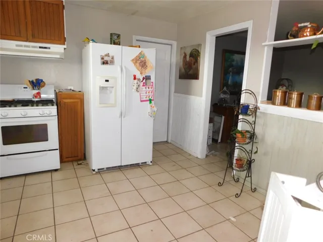 18154 Hackberry Street, Hesperia, California 92345