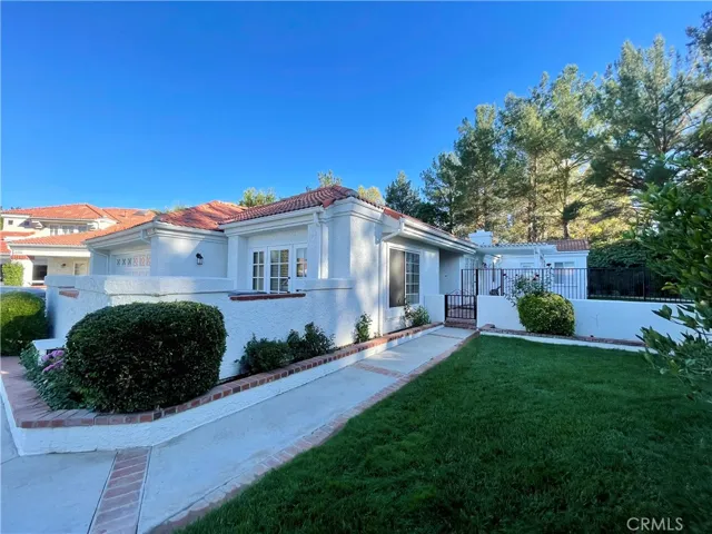 24352 Sorrento Court, Valencia, California 91355