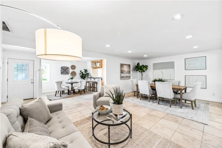 6611 Trinette Avenue, Garden Grove, California 92845