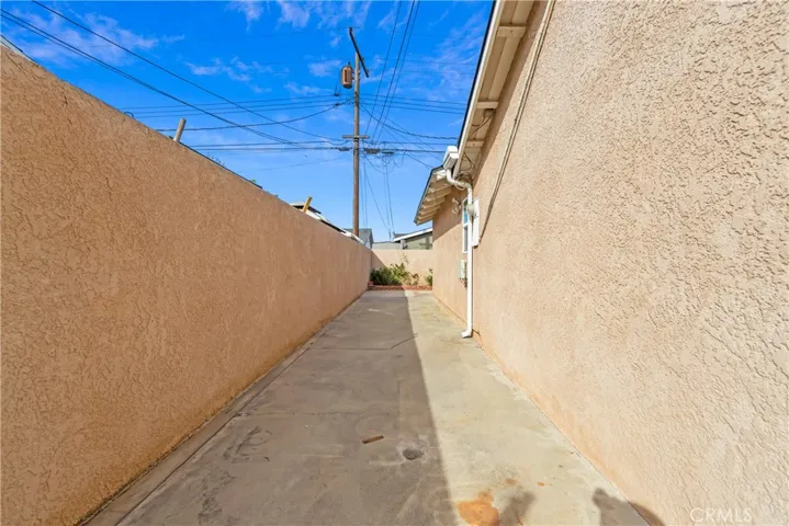 6611 Trinette Avenue, Garden Grove, California 92845