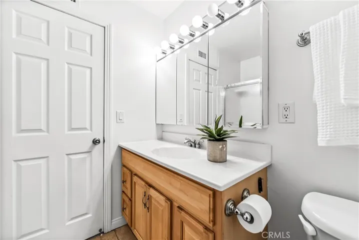 6611 Trinette Avenue, Garden Grove, California 92845