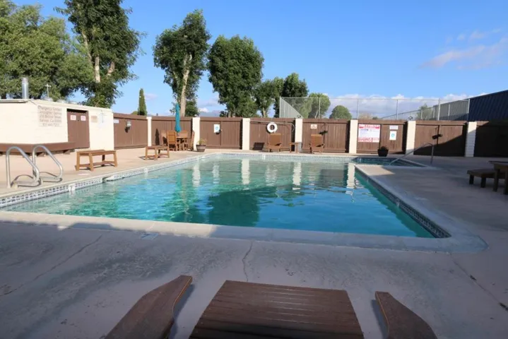 255 E Bolivar Street, Salinas, California 93906