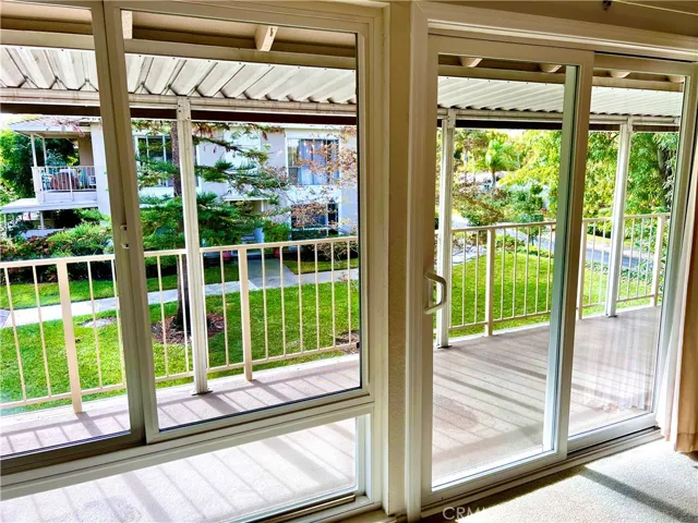 Upgraded Dual-Pane Windows Throughout