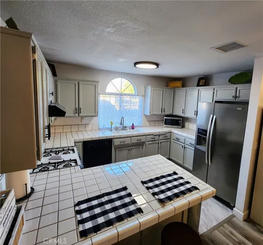 14899 Autumn Lane, Helendale, California 92342