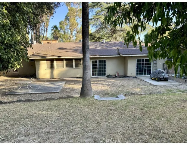 5161 Victoria Avenue, Riverside, California 92506