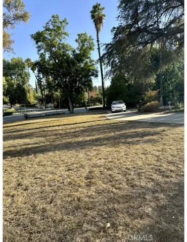 5161 Victoria Avenue, Riverside, California 92506