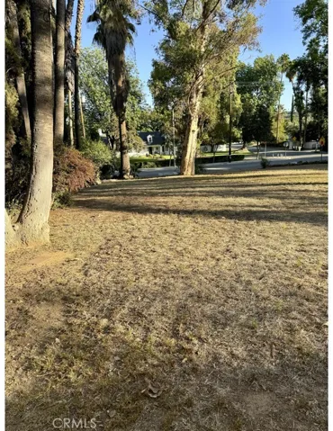 5161 Victoria Avenue, Riverside, California 92506