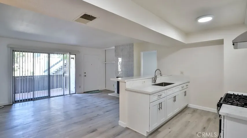 2869 S Fairview Street Unit A, Santa Ana, California 92704